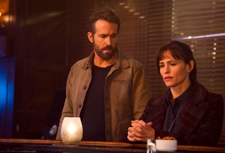 The adam Projest sur netflix avec Ryan Reynolds, Zoe Saldaña, Jennifer Garner et Mark Ruffalo